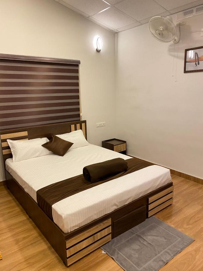 Padinjarathara Partho Home Stay מראה חיצוני תמונה