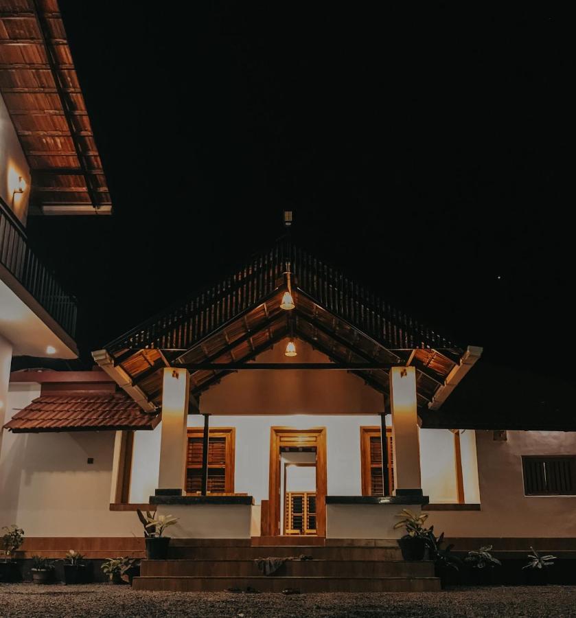Padinjarathara Partho Home Stay מראה חיצוני תמונה