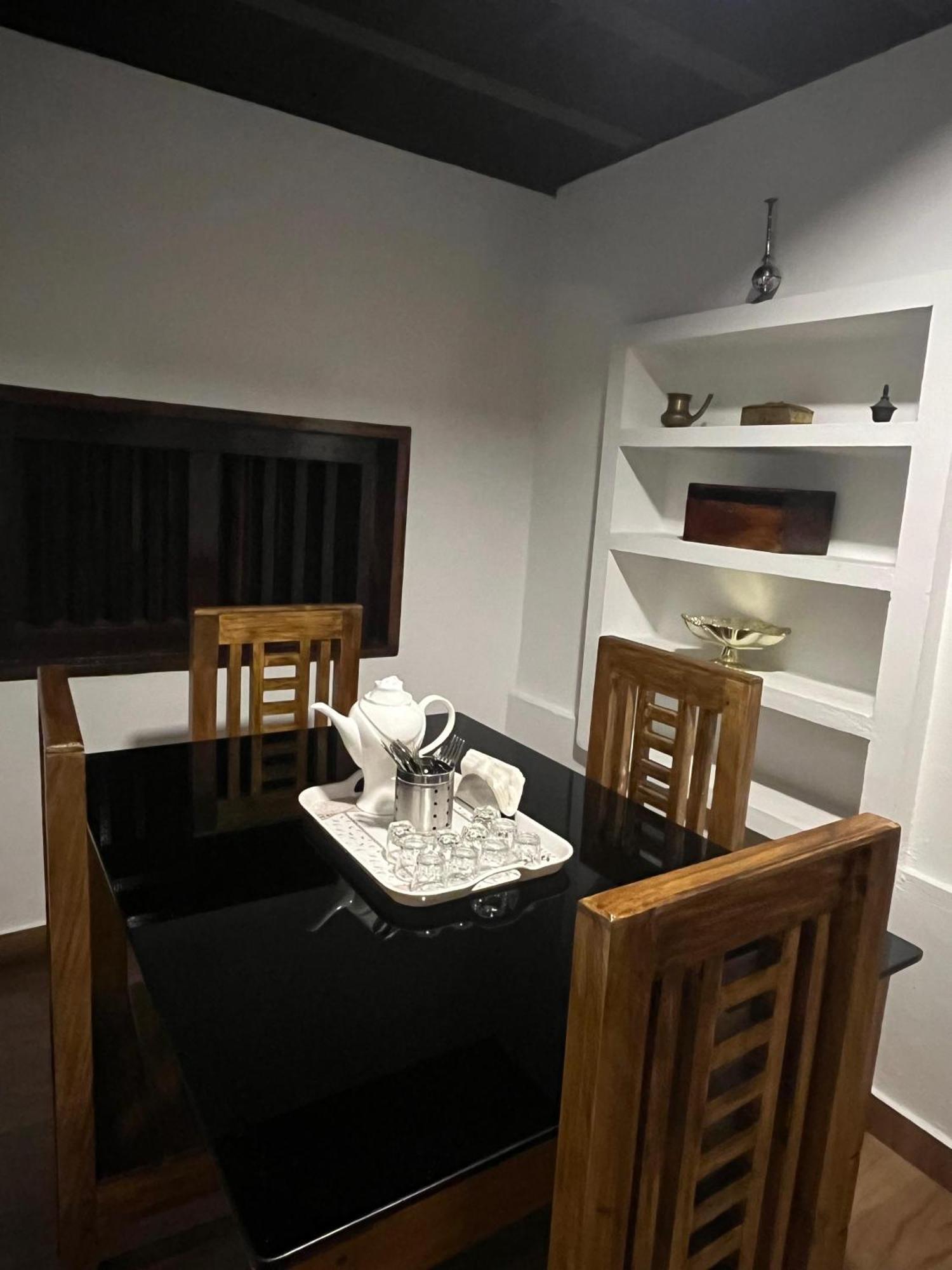 Padinjarathara Partho Home Stay מראה חיצוני תמונה